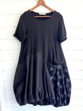 URBAN by ALEMBIKA Short Sleeved Everywhere Dress Black/Black&Gray Dots - 1 (6-8)
